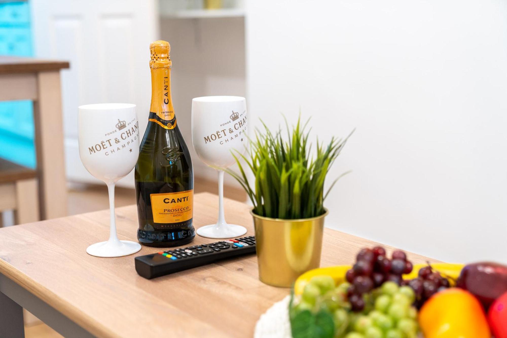 Luxury 3 Bedroom House - Harborne - Parking - Garden - Wifi & Netflix 122G Birmingham Exterior foto